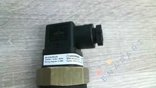 SB-025HM0100 прекинувач за ниво на течност