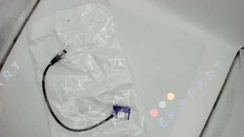 QMR8/0P-0AVF80 Минијатурен кубен фотоелектричен сензор