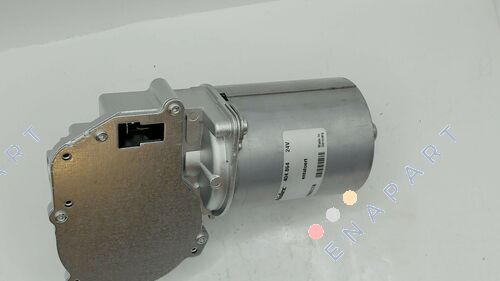 404864 Мотор со менувач