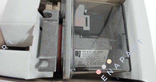 1010026 / FF 4-32 GL DAH Прекинувач за притисок